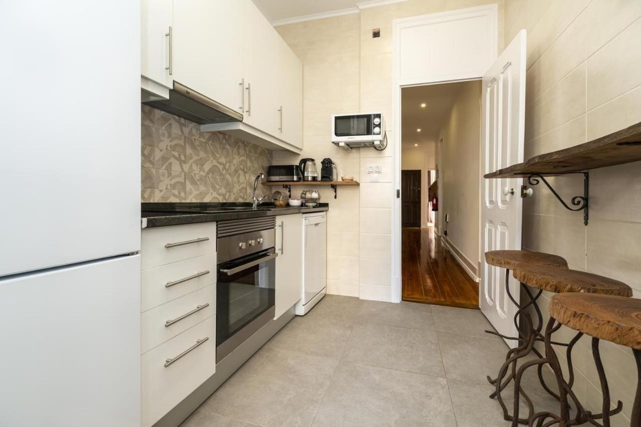 Groovy M2 R3 - Amazing Double Room With En-Suite Bathroom Lisbon Exterior photo